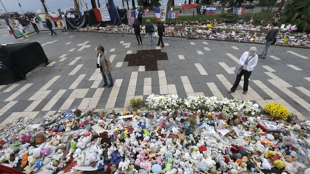 Début du procès de l’attentat au camion à Nice : « Pourquoi a-t-il fait ça ? »
