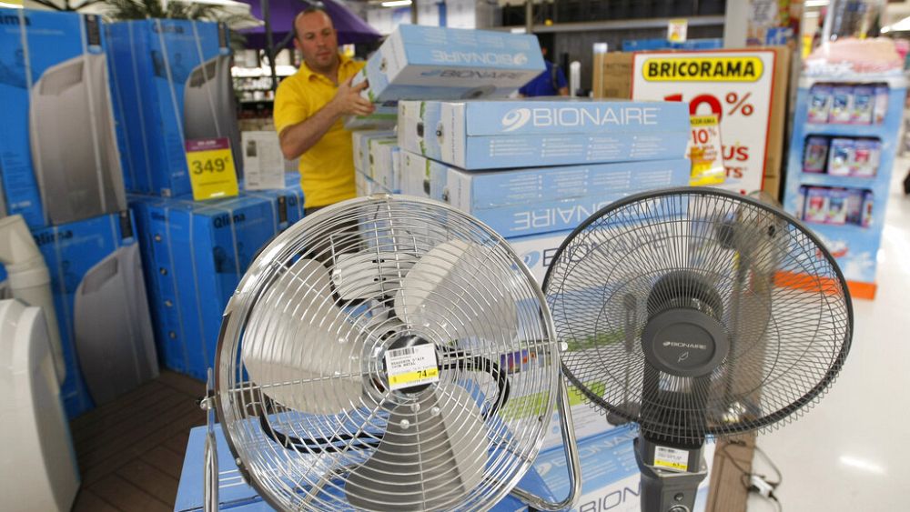 Les magasins climatisés en France doivent fermer leurs portes