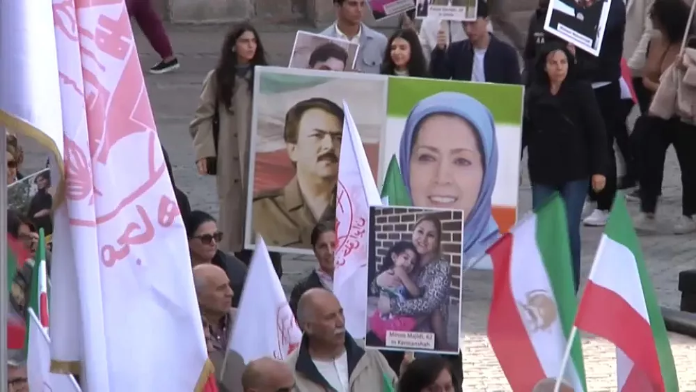 Solidarité avec l’Iran : « Il y a une révolution qui est en train de se produire »